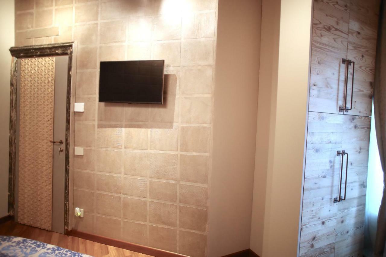 Epicuro Guest House ソンマ・ロンバルド エクステリア 写真